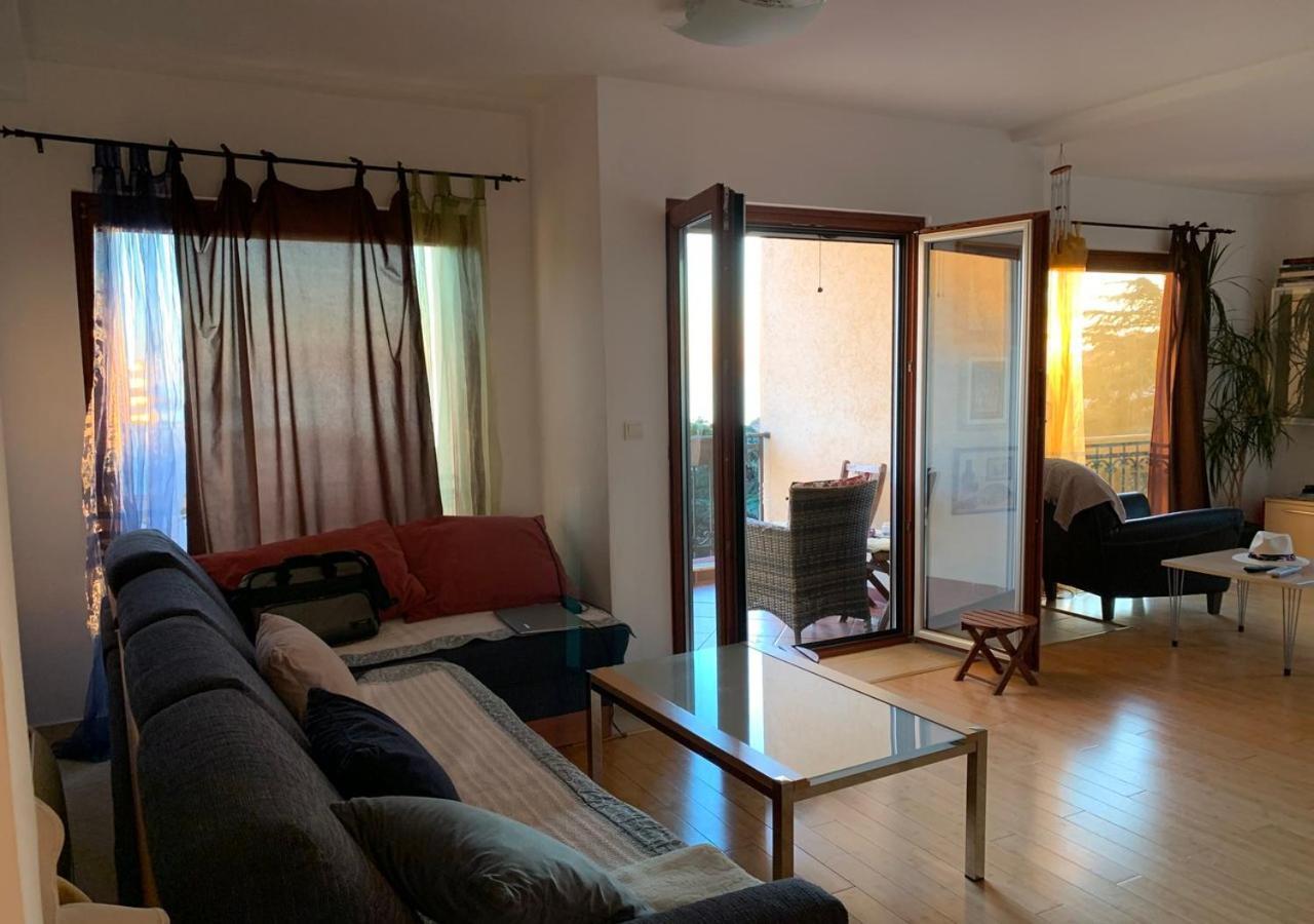 Regent Apartment Petrovac Eksteriør billede